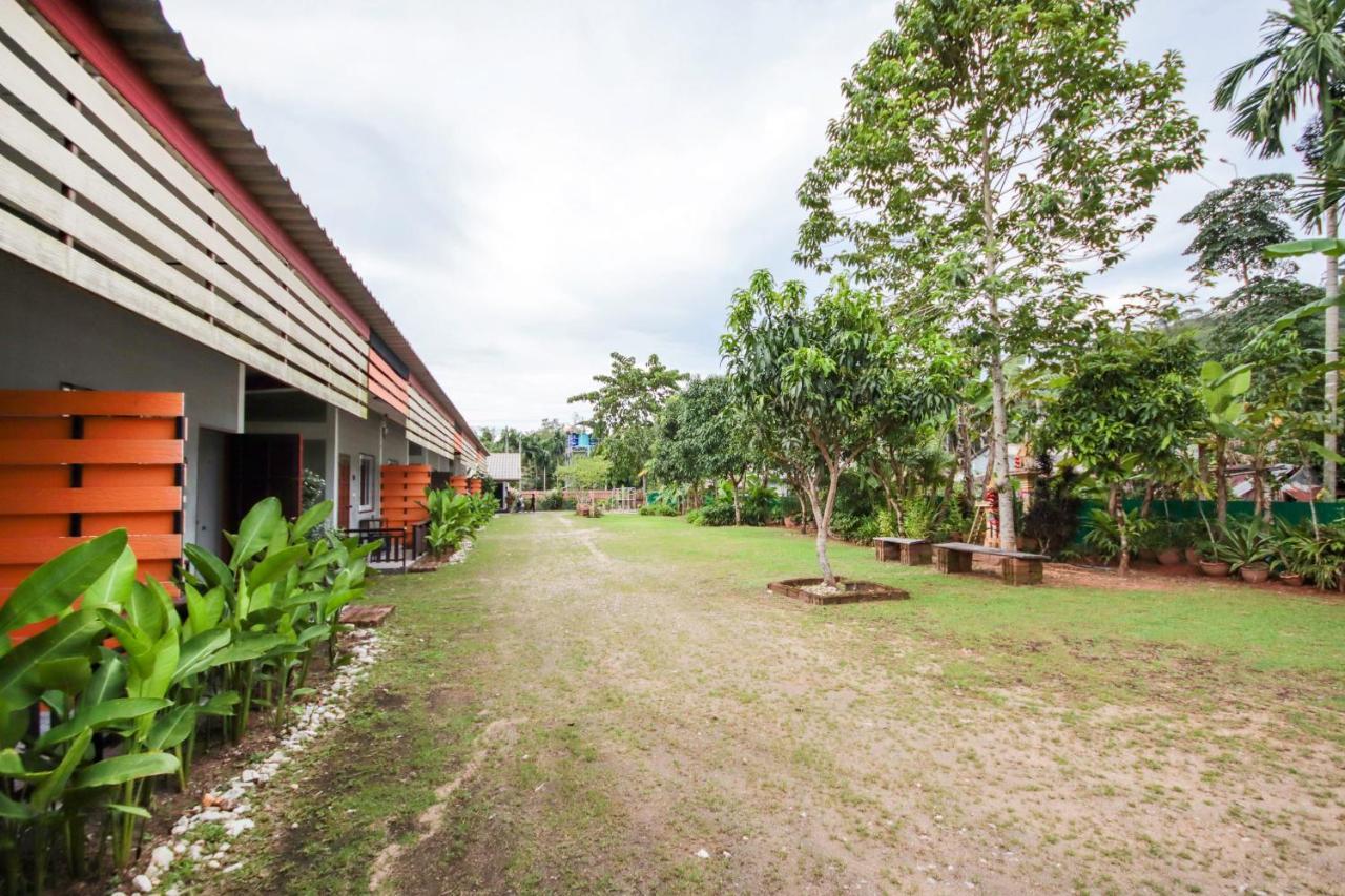 Oyo 75312 Banana Lodge Khao Lak Luaran gambar